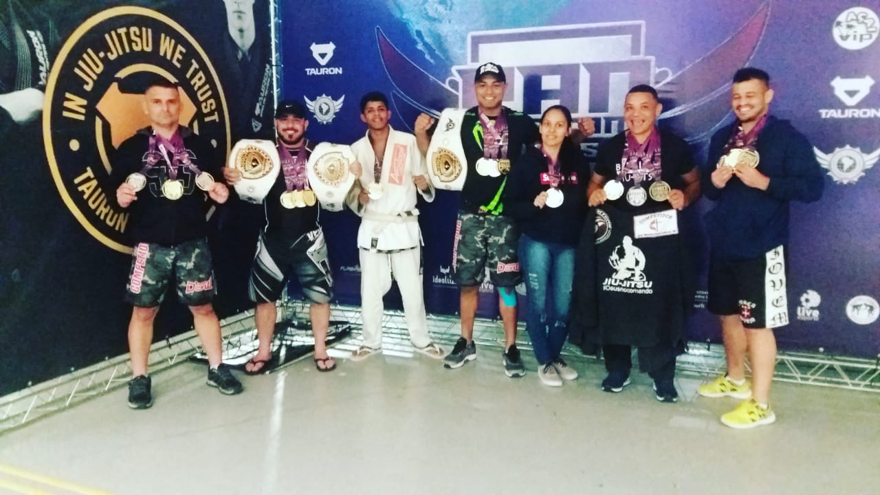 Muriaeenses ganham Medalhas e Cinturões no Panamericano de JiuJitsu