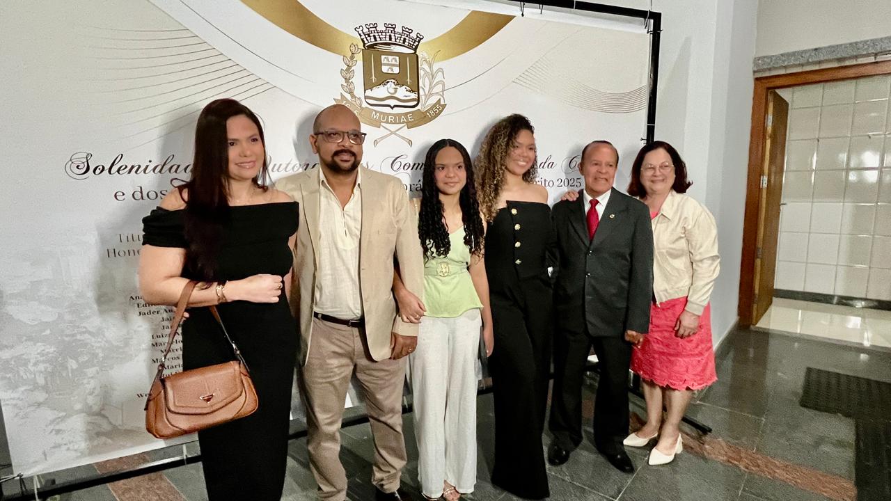Márcio Augusto Gomes é condecorado com o Título de Cidadão Honorário