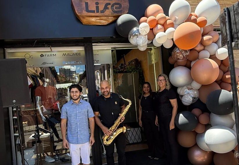 FOUR LIFE Store Multimarcas inaugura loja em Muriaé com grande expectativa