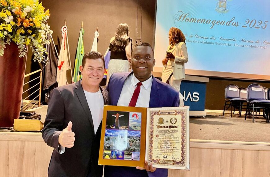 Maycon Paulo da Silva recebeu o título de Honra ao Mérito, indicado pelo vereador Mário Brambila