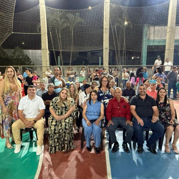 Desfile da Primavera celebra a Melhor Idade com noite de homenagens e emoção em Rosário da Limeira