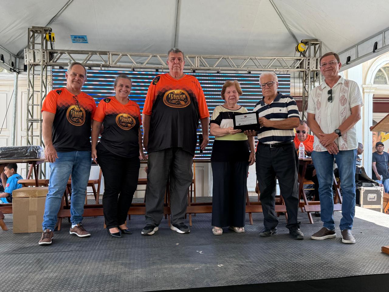 Agradecimento de Reinaldo Dornelas pela homenagem recebida no 1° Festival de Bandas e Fanfarras de Muriaé.