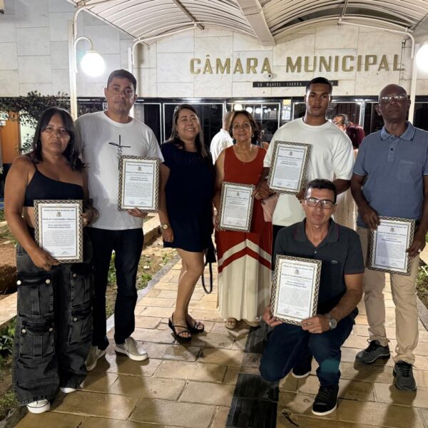 Equipe do Programa Cesta Cheia é homenageada na Câmara Municipal de Muriaé