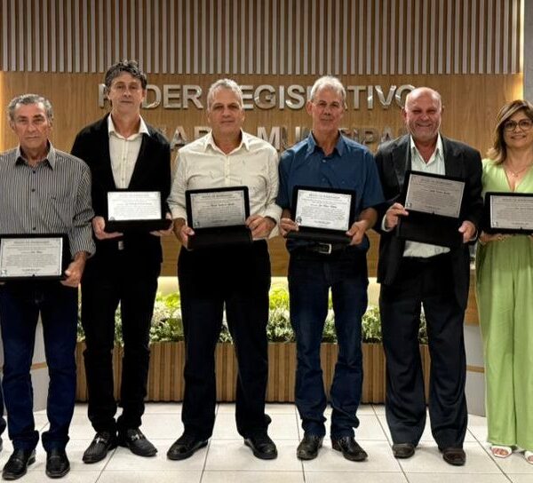 Câmara de São Sebastião da Vargem Alegre homenageia ex-presidentes nos 30 anos de emancipação
