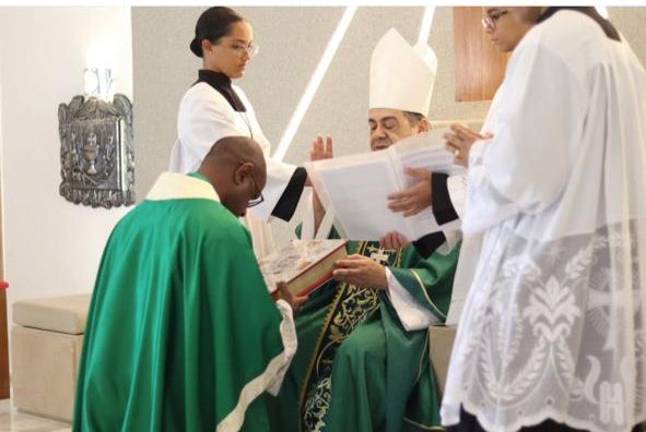 Posse Canônica do Padre José Cambraia Júnior na Paróquia Santa Cruz