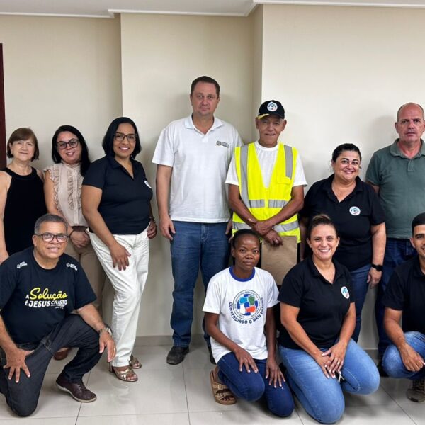 Servidor Público Antônio de Lima comemora sua aposentadoria